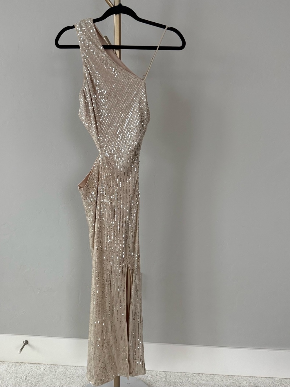 Hello Molly One-Shoulder Sequin Cutout Midi Dress in Champagne Nude